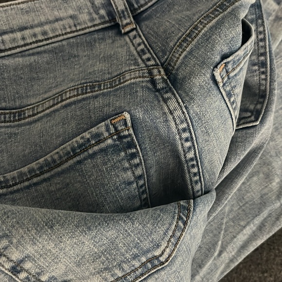 Express Jeans - Picture 4 of 5